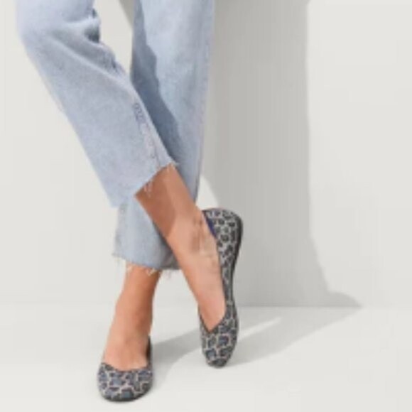 Rothys Size 6.5 Grey Spot Animal Print‎ The Flat Shoes - Picture 11 of 11
